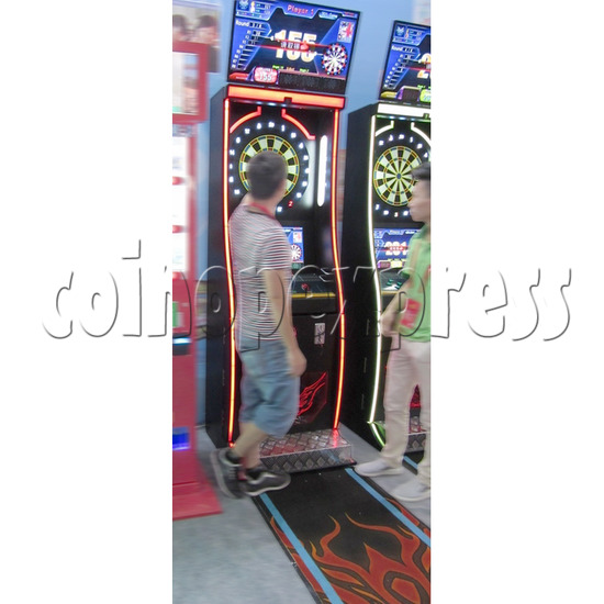 Electronic King Darts Machine  32502