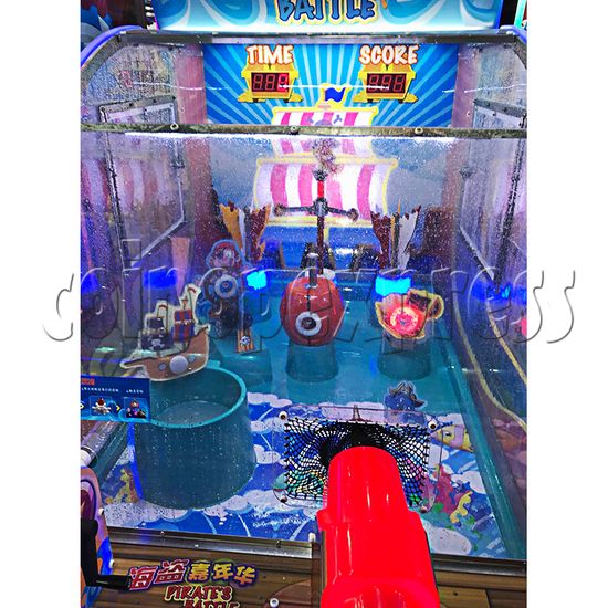 Pirate Battle Water Shooter Game Machine With Hand Water Wheel Control 36801