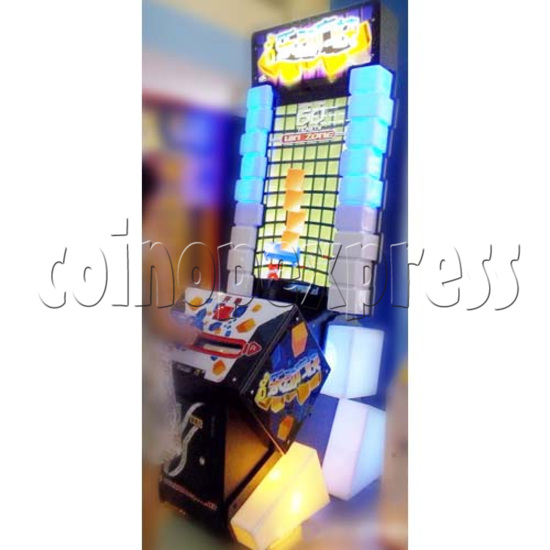 Tippin Blocks Video Ticket Redemption Machine - play view