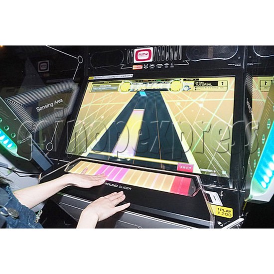 Chunithm Music Arcade Machine - play view