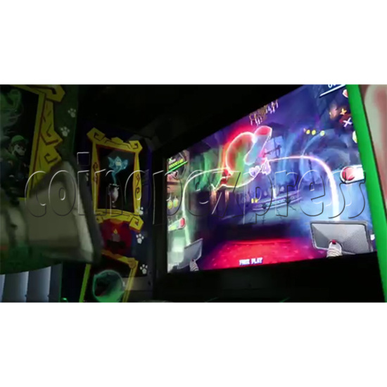 Luigi's Mansion Video Arcade Game Machine - screen display 2