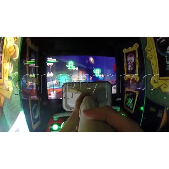 Luigi's Mansion Video Arcade Game Machine - play view 2