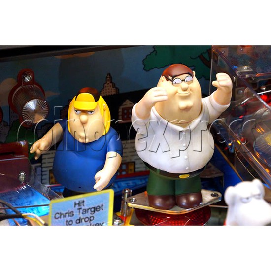 Family Guy Pinball Machine - peter and chris figures