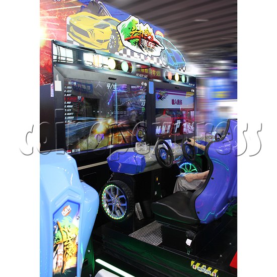 Cruis’n Blast Motion Racing Car Arcade Game Machine Extreme Edition side view