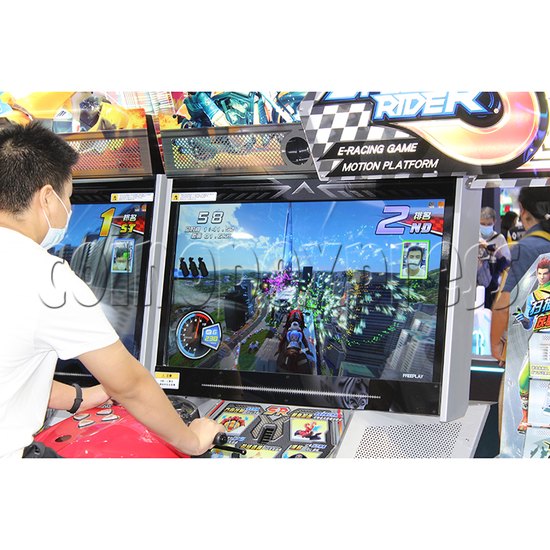 Speed Rider 3 DX Motorcycle Racing Machine screen display 1