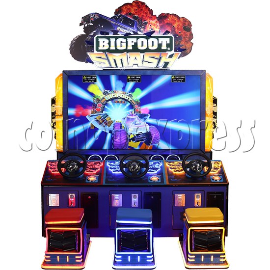 Bigfoot Smash Driving Machine front view