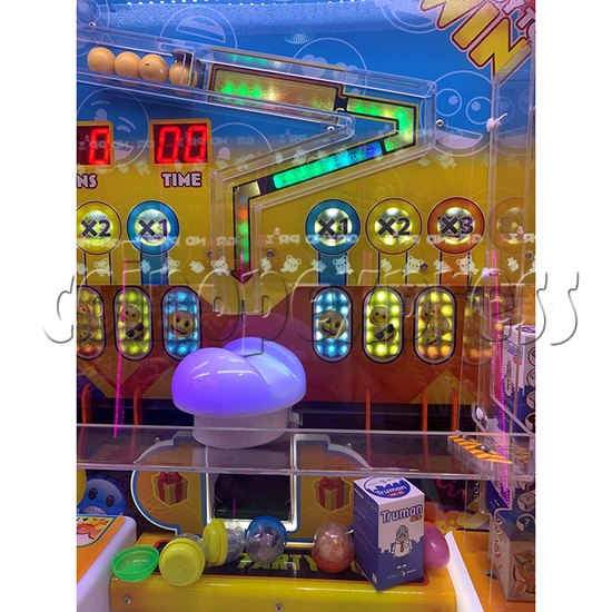 Emoji Party Prize Machine playfield