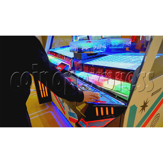 Parallel Universe Ticket Redemption Machine play view 1