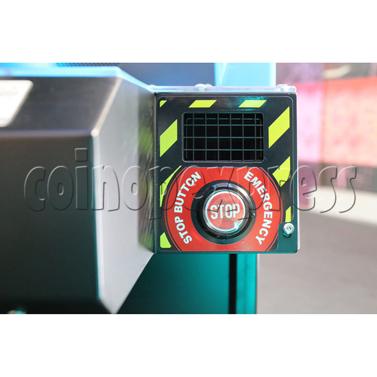 Sailor's Quest 2 VR Shooting Machine stop button