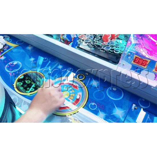 JAWS Ticket Redemption Machine (4 Players) joystick